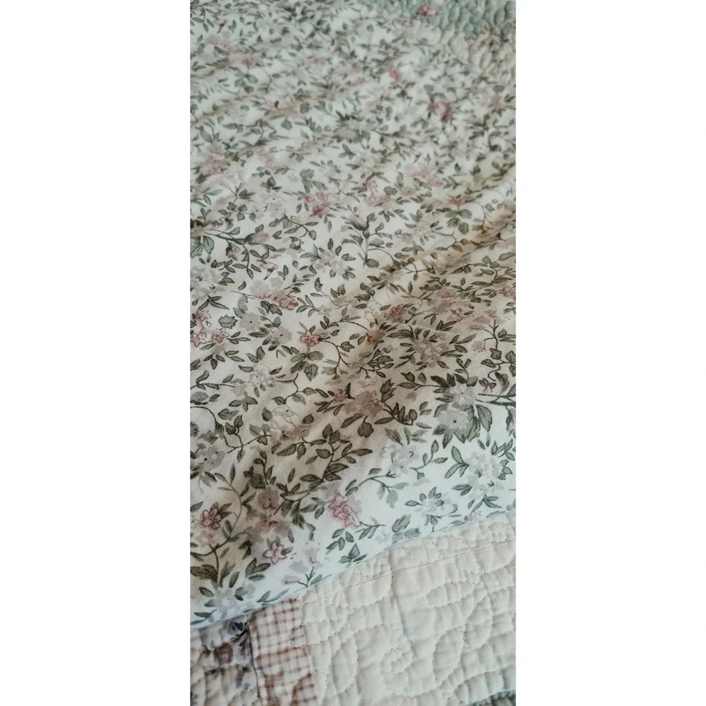 Vintage Quilted Floral Pillow Sham Cream Pink Green Cottagecore  2pc shabby Chic